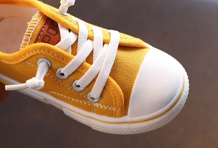 Children's Low-top Canva Shoes 2025 Spring New Style White Candy Color Men's Women's Children's Parent-child Board Shoes