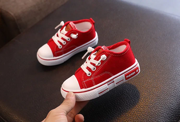 Children's Low-top Canva Shoes 2025 Spring New Style White Candy Color Men's Women's Children's Parent-child Board Shoes