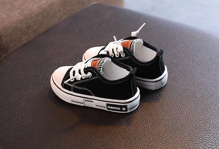 Children's Low-top Canva Shoes 2025 Spring New Style White Candy Color Men's Women's Children's Parent-child Board Shoes