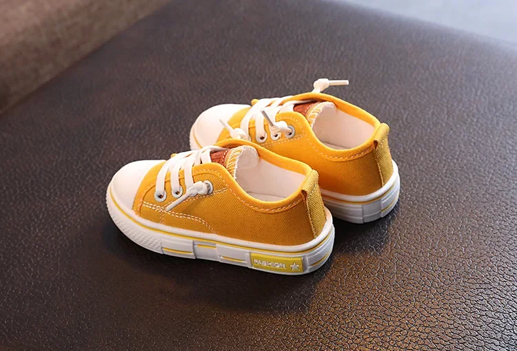 Children's Low-top Canva Shoes 2025 Spring New Style White Candy Color Men's Women's Children's Parent-child Board Shoes