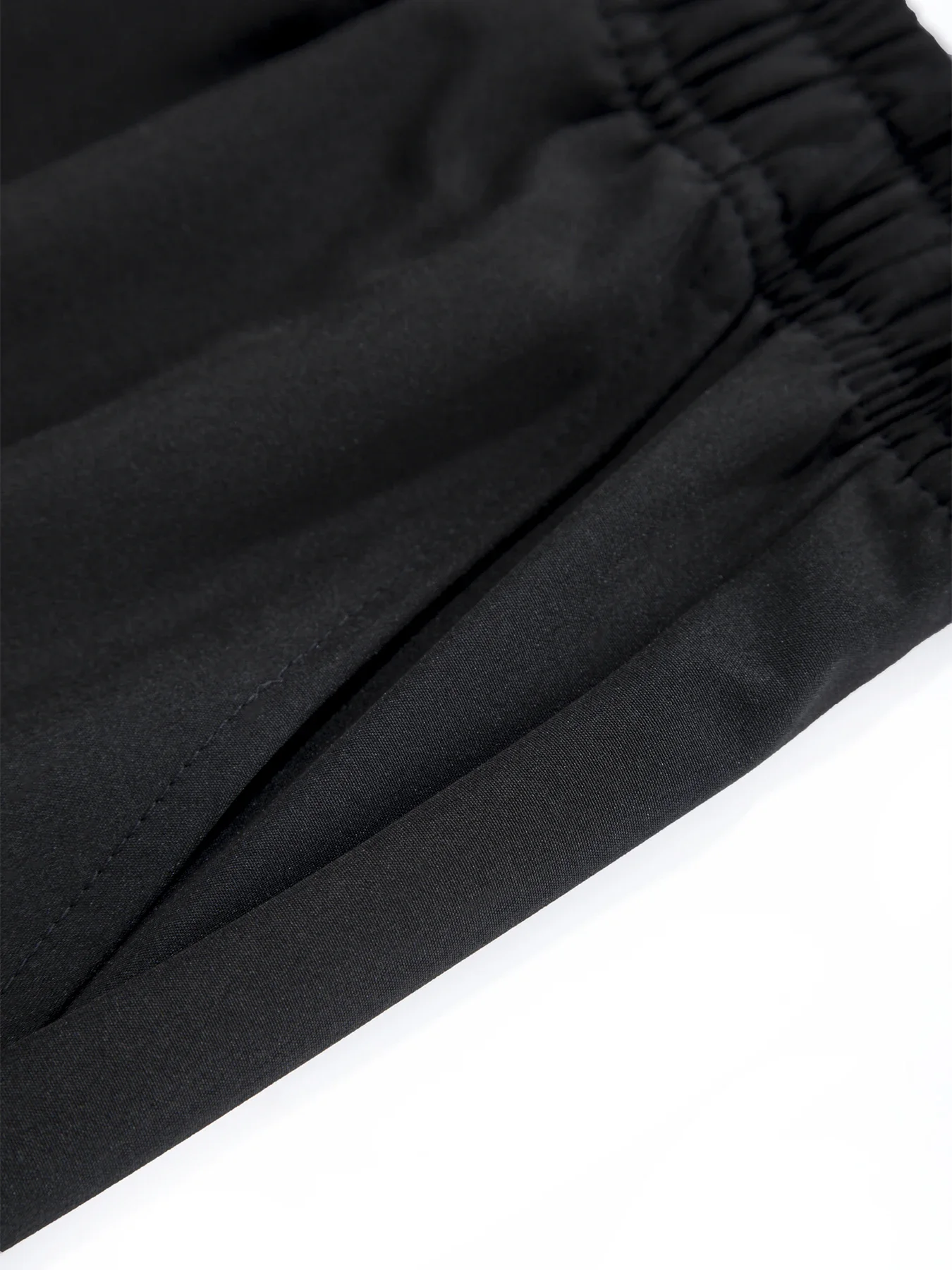 Men's Sports Shorts Breathable Thin Loose Casual Shorts Fashion Beach Comfortable Five Pants Outdoor Running Fitness Short Pants