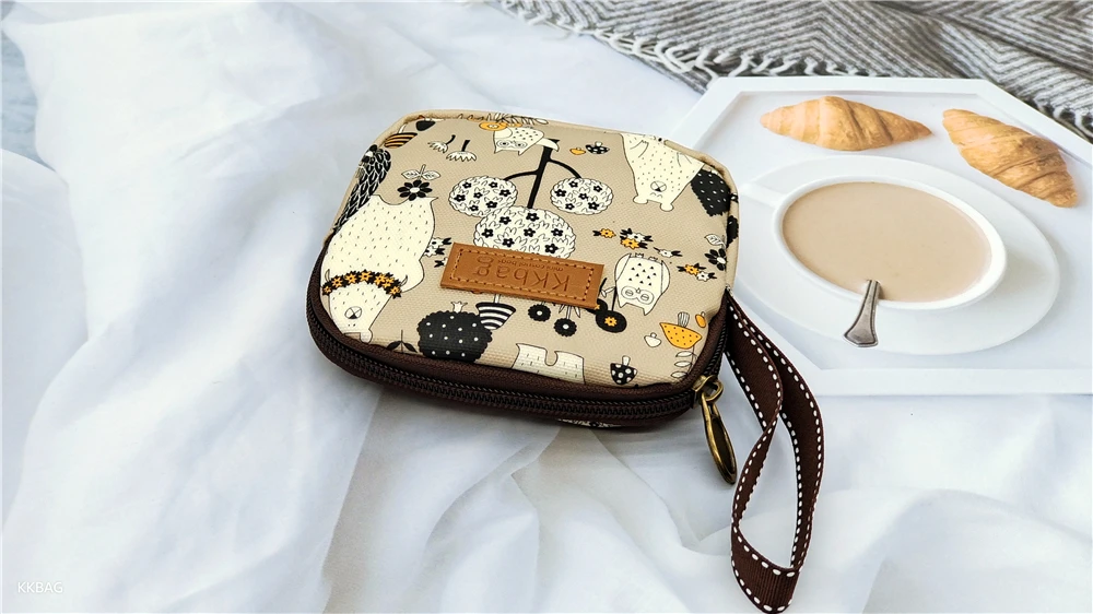 Girl Napkin Credit Card Holder Headphone Case Coin Clip Sanitary Bag Change Purse Tamper-Proof Storage Bag Sanitary Mat Bag