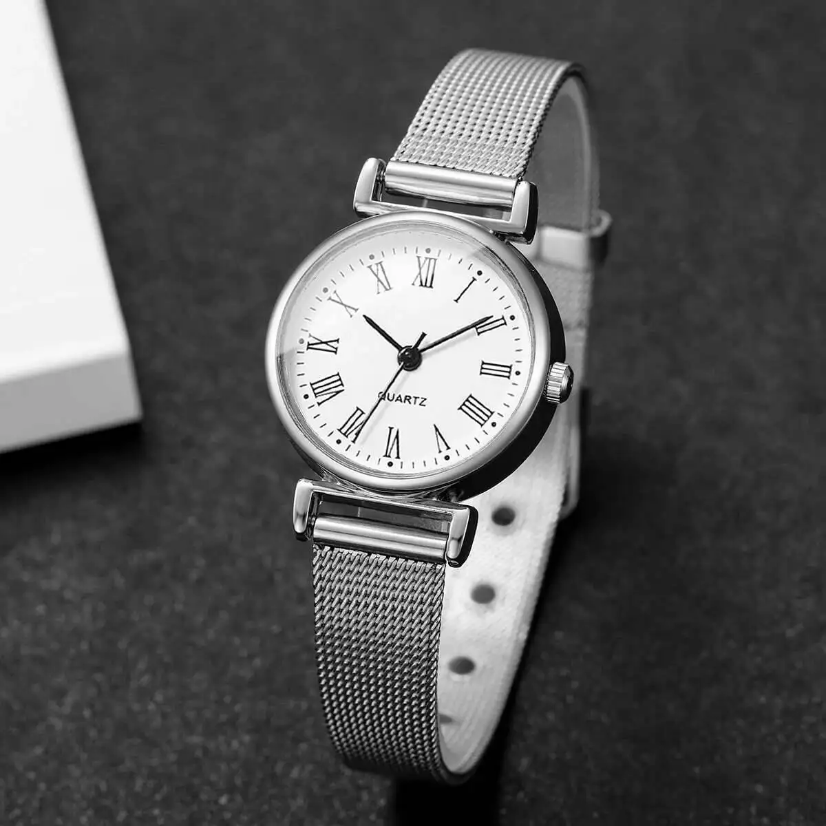 Fashion Roma Dial Women Quartz Watch Casual Mesh Band Ladies Wristwatches Reloj Mujer(Without Box)