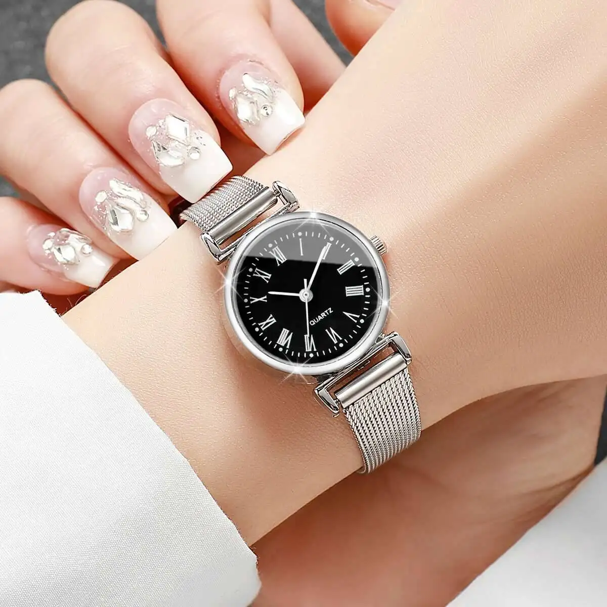 Fashion Roma Dial Women Quartz Watch Casual Mesh Band Ladies Wristwatches Reloj Mujer(Without Box)