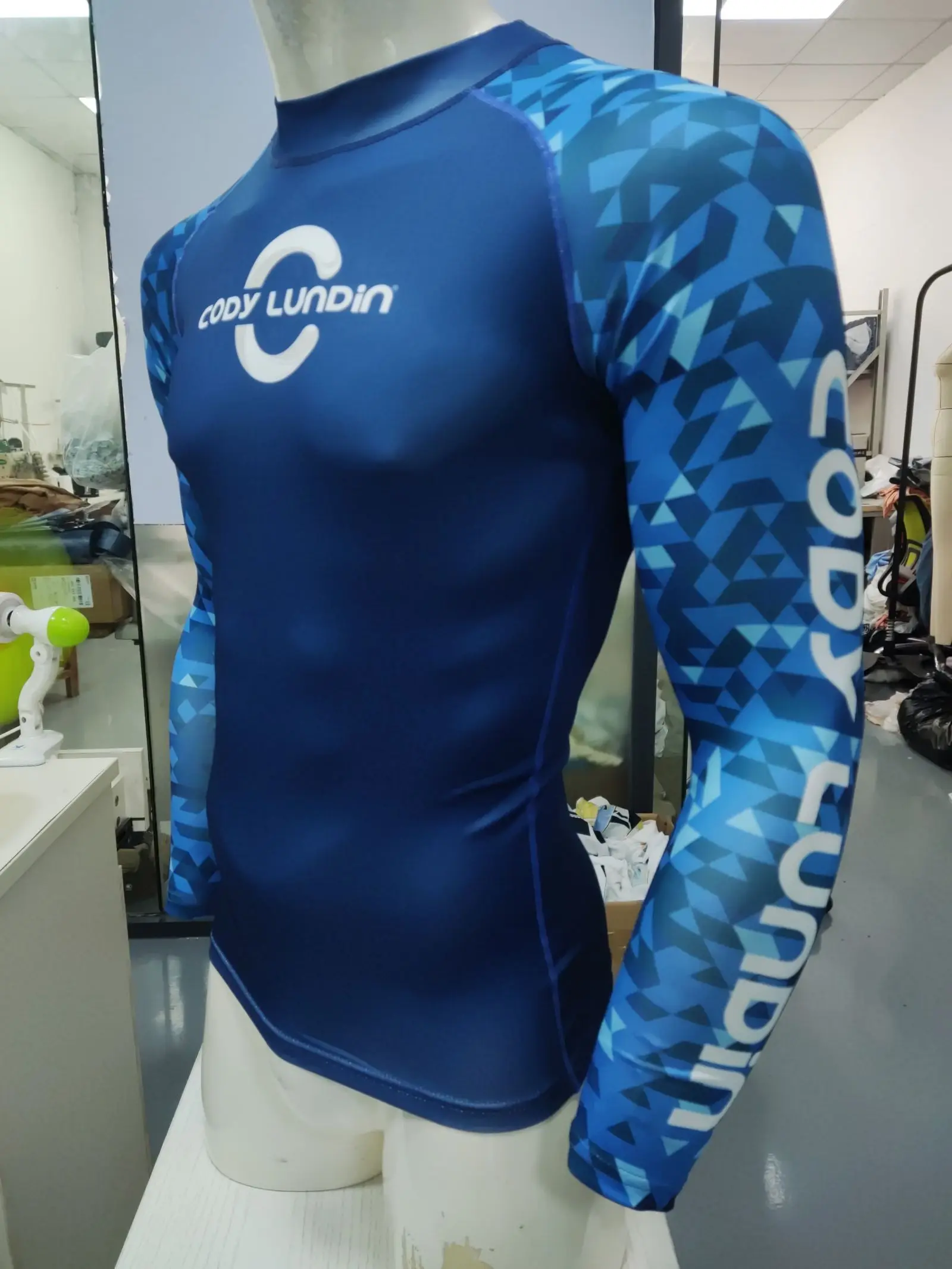 High Elasticity Couple UPF 50+ Long Sleeve Rash Guard Men Quick Dry Surf Shirt Sun Protection Swimwear for Swimming Beach Sports