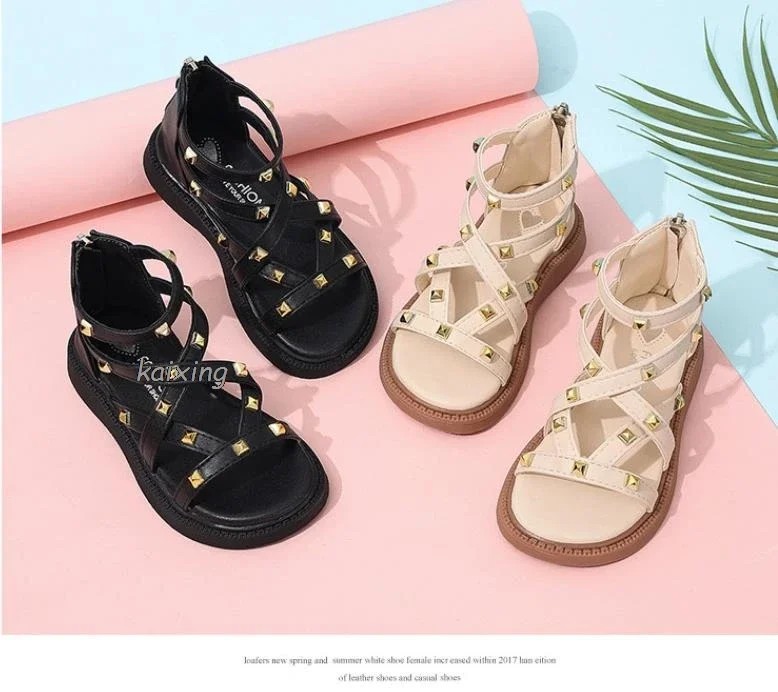 Summer New Kids Sandals Girls Princess Rivet Sandals Soft Children Beach Shoes Fashion Roman Sandals Size 21-36 Versatile
