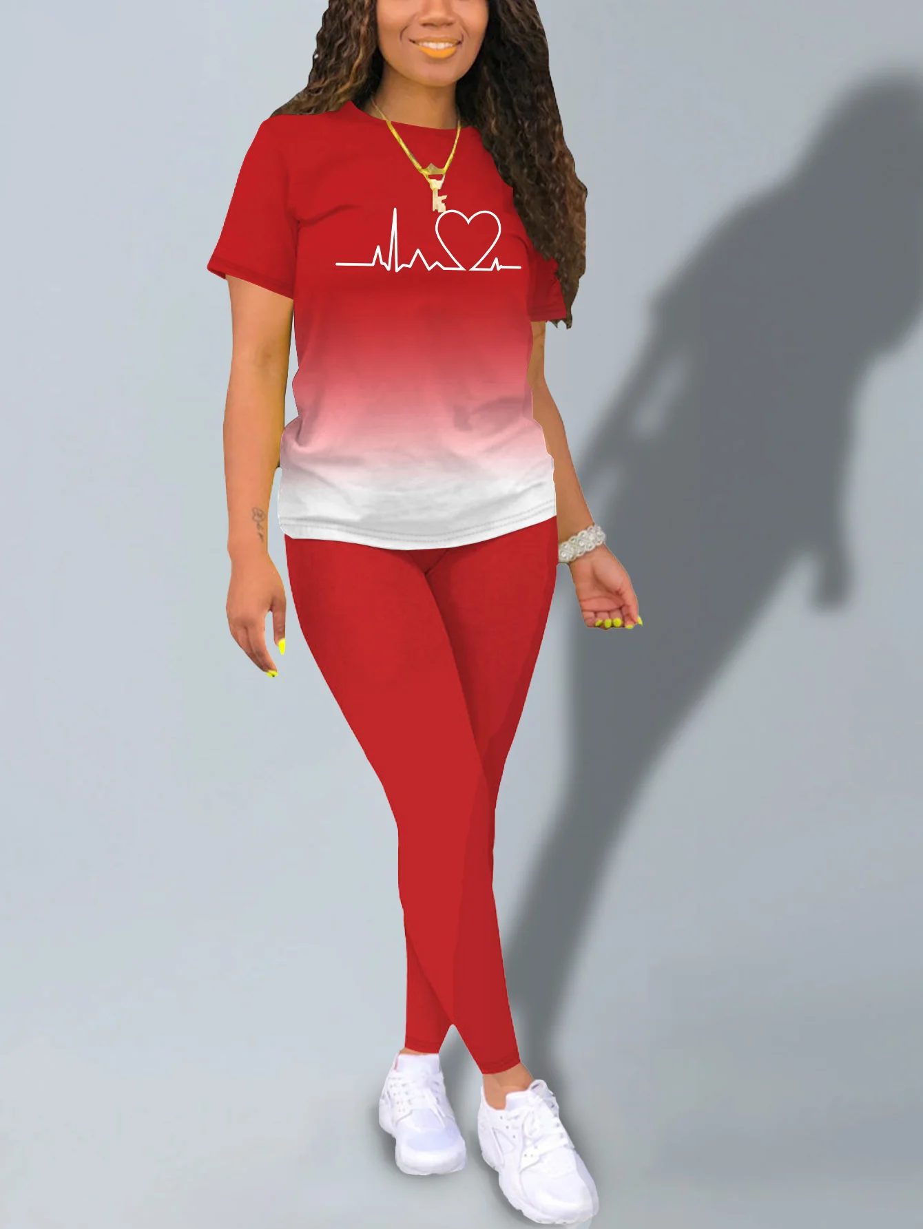 Women's Heart Print Gradient Casual Summer Outfit Set Comfortable Fashionable Trendy Ensemble for Warm Weather