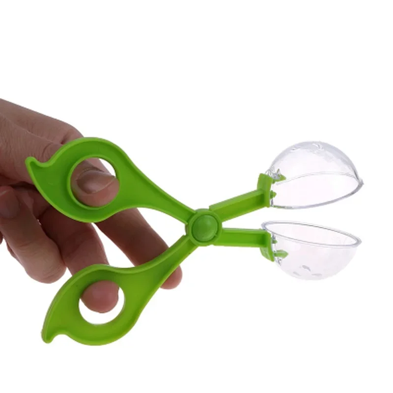 Educational Bug Catcher Scissors Set for Kids - Plastic Insect Clips and Tweezers for Camping and Outdoor Activities