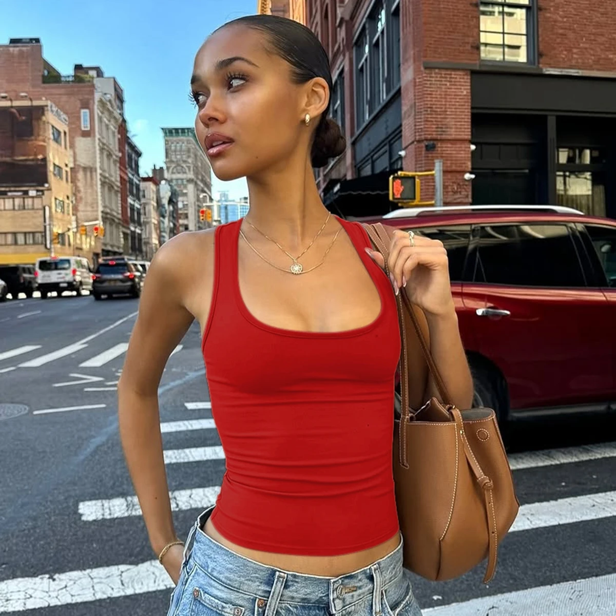 Hugcitar 2025 Summer Solid Straps Sexy Slim Crop Tank Top Women Casual Y2K Clothes Streetwear Party Sport Festivak Wholesale