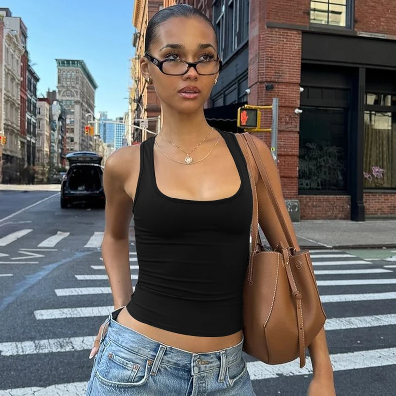 Hugcitar 2025 Summer Solid Straps Sexy Slim Crop Tank Top Women Casual Y2K Clothes Streetwear Party Sport Festivak Wholesale