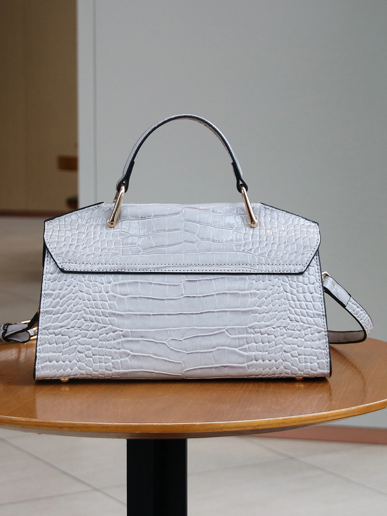 2026 New Retro Blue Snake-Shaped High-Grade Handbag Fashion Luxury Handbag Lightweight Large-Capacity One-Shoulder Mensen