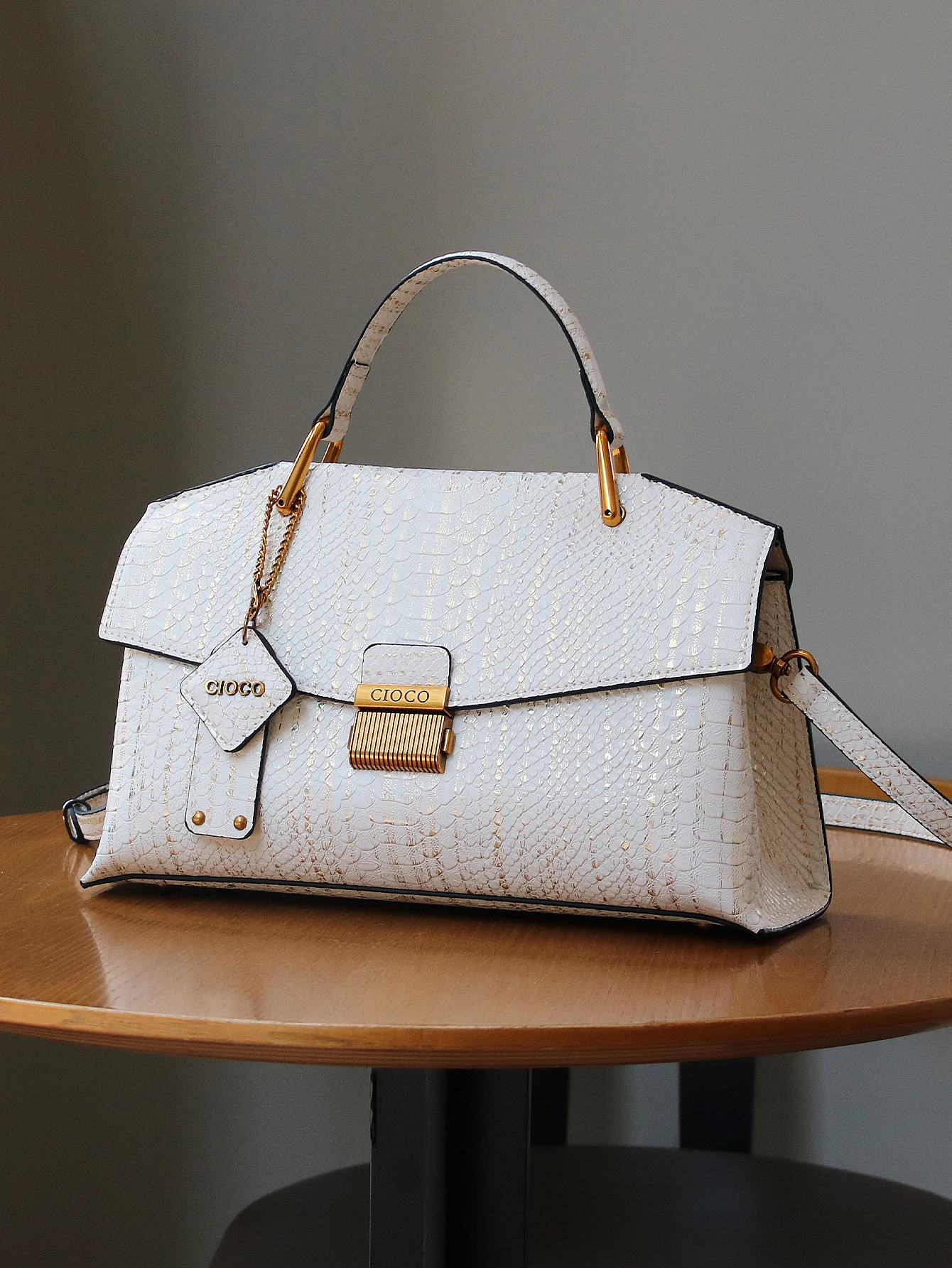 2026 New Retro Blue Snake-Shaped High-Grade Handbag Fashion Luxury Handbag Lightweight Large-Capacity One-Shoulder Mensen