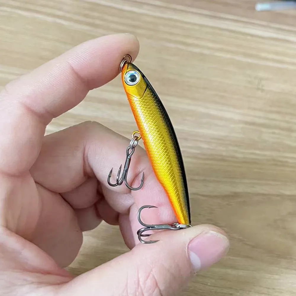 1Pcs Sinking Pencil Fishing Lure Wobblers 5cm 3.5g Mini Artificial Metal Hard Bait Jig 3D Eyes Pesca Trout Fishing Tackle