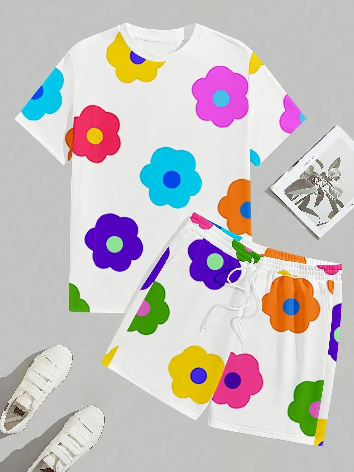 Summer 2025 New Men's Set with Colorful Flower Prints, Casual Set with Round Neck, Short Sleeve T-Shirt and Shorts, Summer Outdo