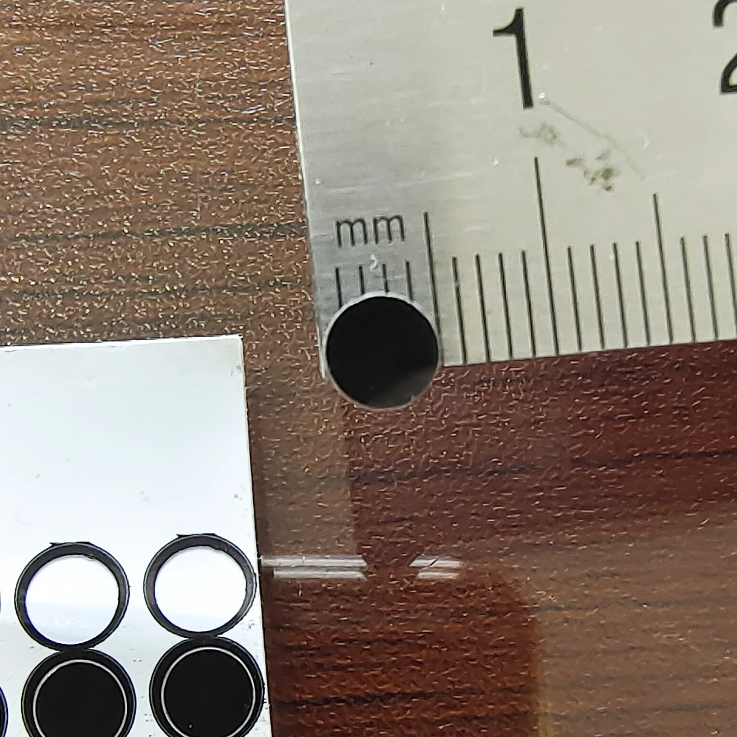 400pcs 5mm Screw Hole Security Seal Warranty Void Brittle Paper Sticker Tamper Evident Removal Proof Repair Guanantee Stamps