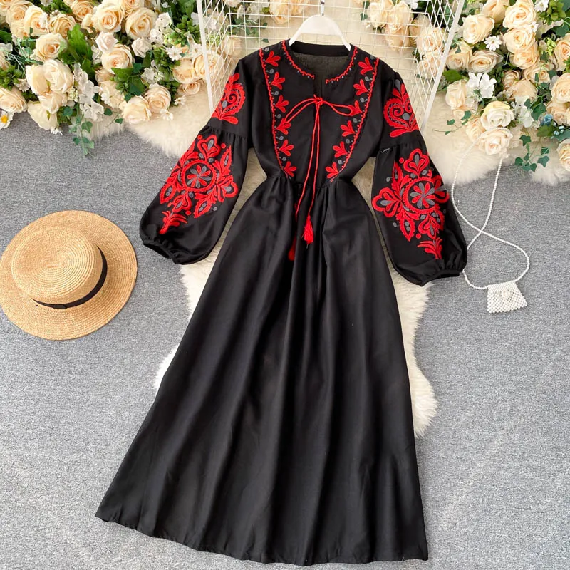 Women Autumn Dresses Bohemian Embroidered Flower O-Neck Lantern Sleeve High Waist Pleated Dress All-match Female Vestidos PL393