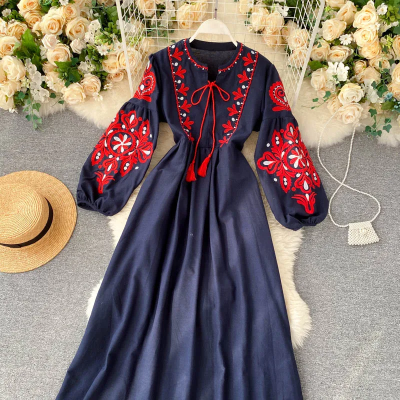 Women Autumn Dresses Bohemian Embroidered Flower O-Neck Lantern Sleeve High Waist Pleated Dress All-match Female Vestidos PL393
