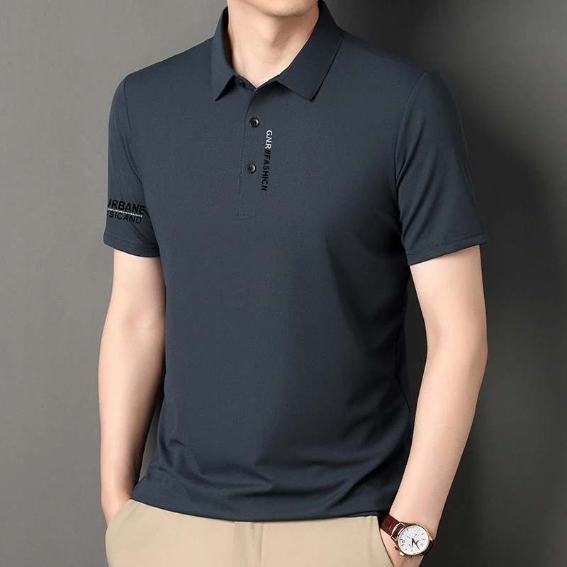 New Men's Business Casual Short Sleeved Shirt with Badge Solid Color Polo Shirt Fashionable Breathable Comfortable Versatile Top