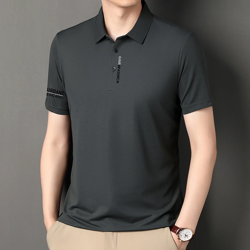 New Men's Business Casual Short Sleeved Shirt with Badge Solid Color Polo Shirt Fashionable Breathable Comfortable Versatile Top