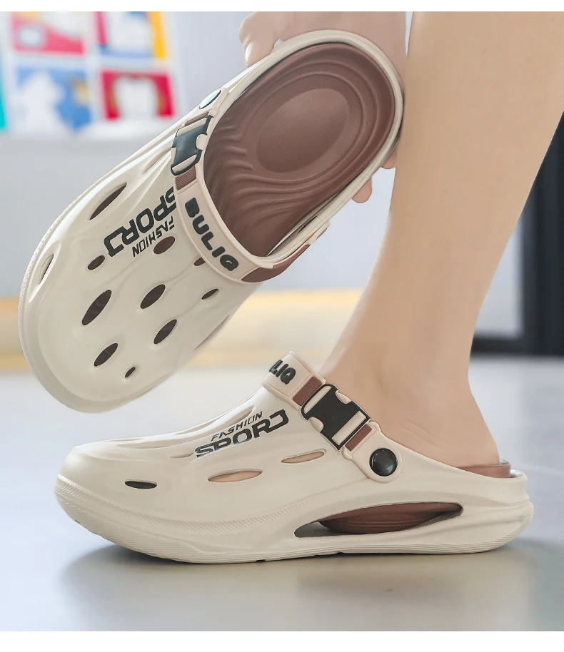 A Pair of Men's New Clogs, Summer New Wear-Resistant, Non-Slip Sports Beach Shoes, Soft-Soled Comfortable Men's Shoes for Driving