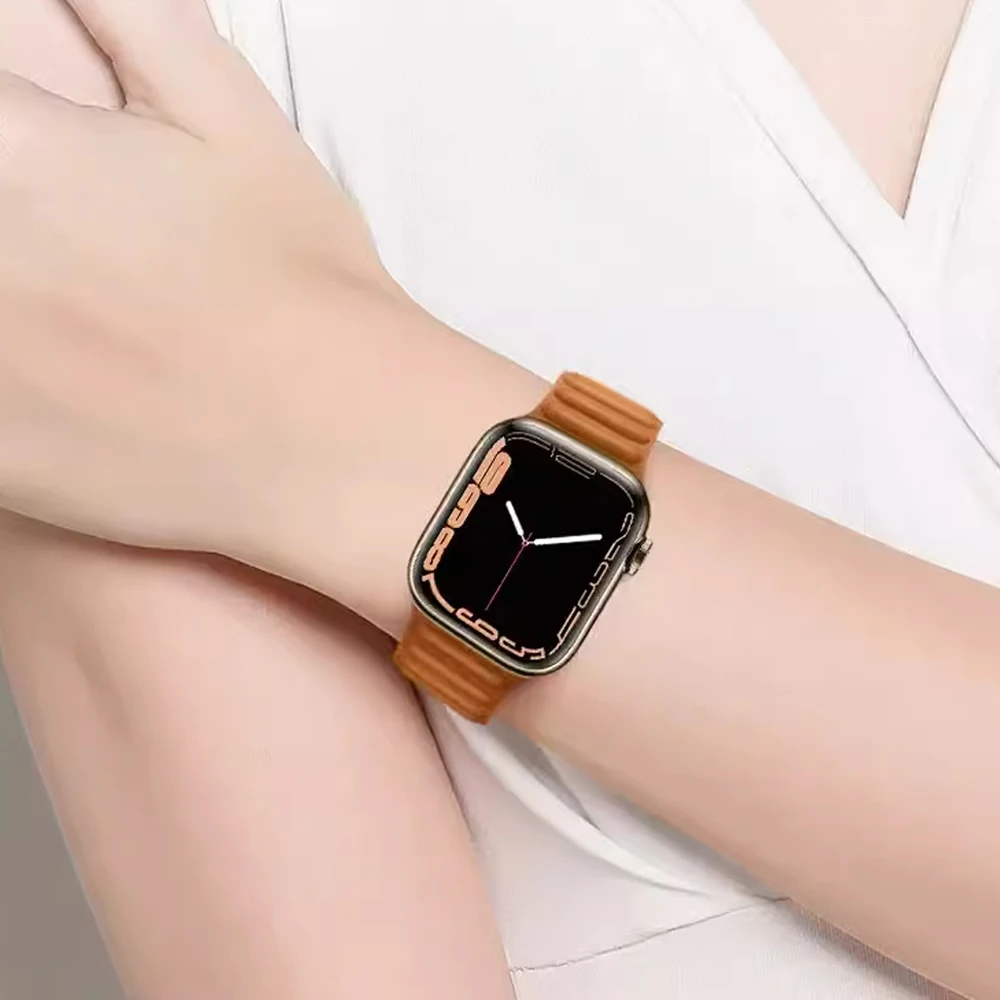 Leather Strap for Apple Watch Band 49mm 46mm 42mm 41mm Original Magnetic Loop Link Bracelet iWatch 12 11 10 9 8 7 SE Ultra 2 3 4