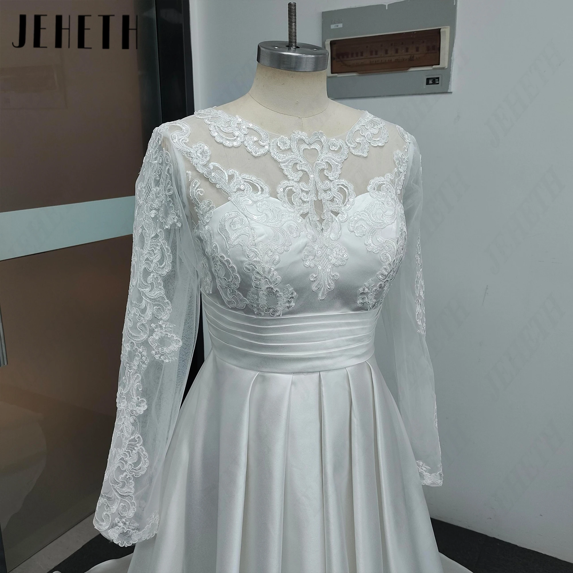 JEHETH Elegant Long Sleeves Satin Wedding Dress A-Line Lace With Pocket Bride Gowns Scoop Neck 2027 Customized Bridal Dresses