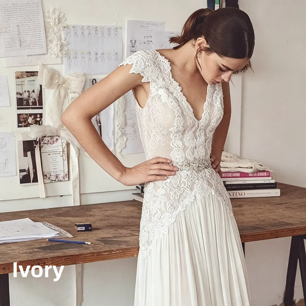 Boho Wedding Dresses 2026 Bohemian Wedding Gowns with Cap Sleeves V Neck Open Back Pleated Skirt Elegant A Line Gown Customized