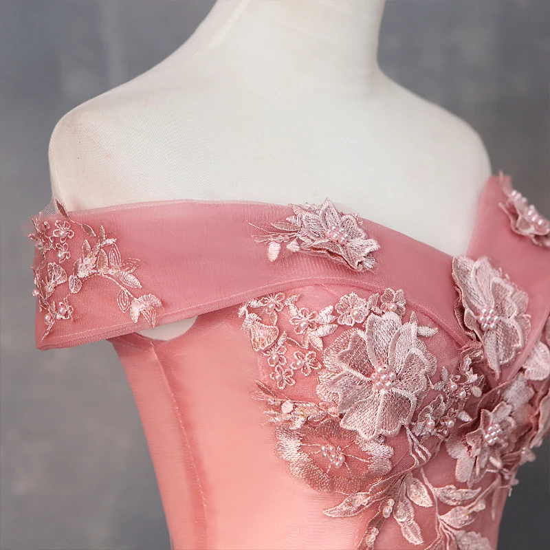 15 Yearl Old Dress Quinceanera Dress 2024 Luxury Lace Party Dresses Elegant Boat Neck Ball Gown Quinceanera Dresses Customized