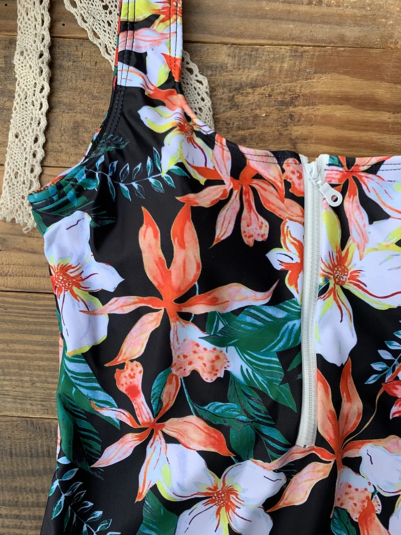Front Zip Up Backless One Piece Swimsuit 2023 Beach Monokini Swimwear One-piece Swimming Suit for Women Summer Trend Beachwear