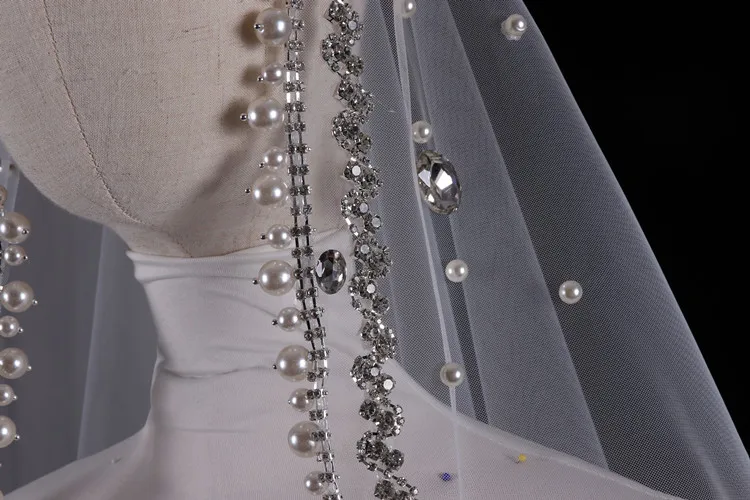 Vintage High Quality Pearls With Rhinestone White Ivory Colour Bride Veils Wedding Headdress Belos Arabes المرأة الحجاب