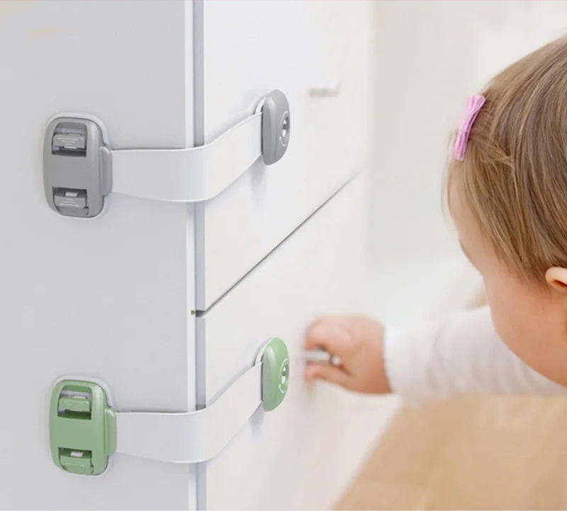 1/3/4Pcs/lot Baby Safety Drawer Door Lock Multi-Function Child Protection Anti-Pinch Cabinet Refrigerator Safety Buckle Plastic