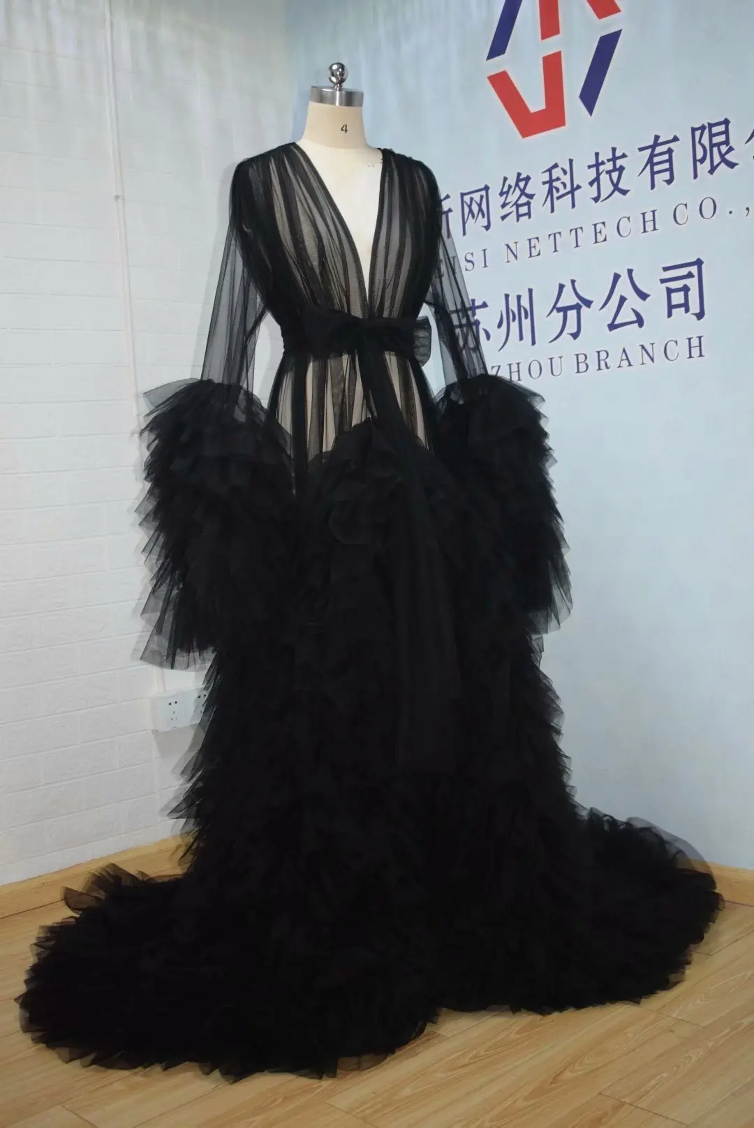 Real Images Maternity Robes Wedding Shawl Pregnant Women Sexy Tulle Bathrobe Dresses Photo Shoot Party Fluffy Baby Shower Gowns
