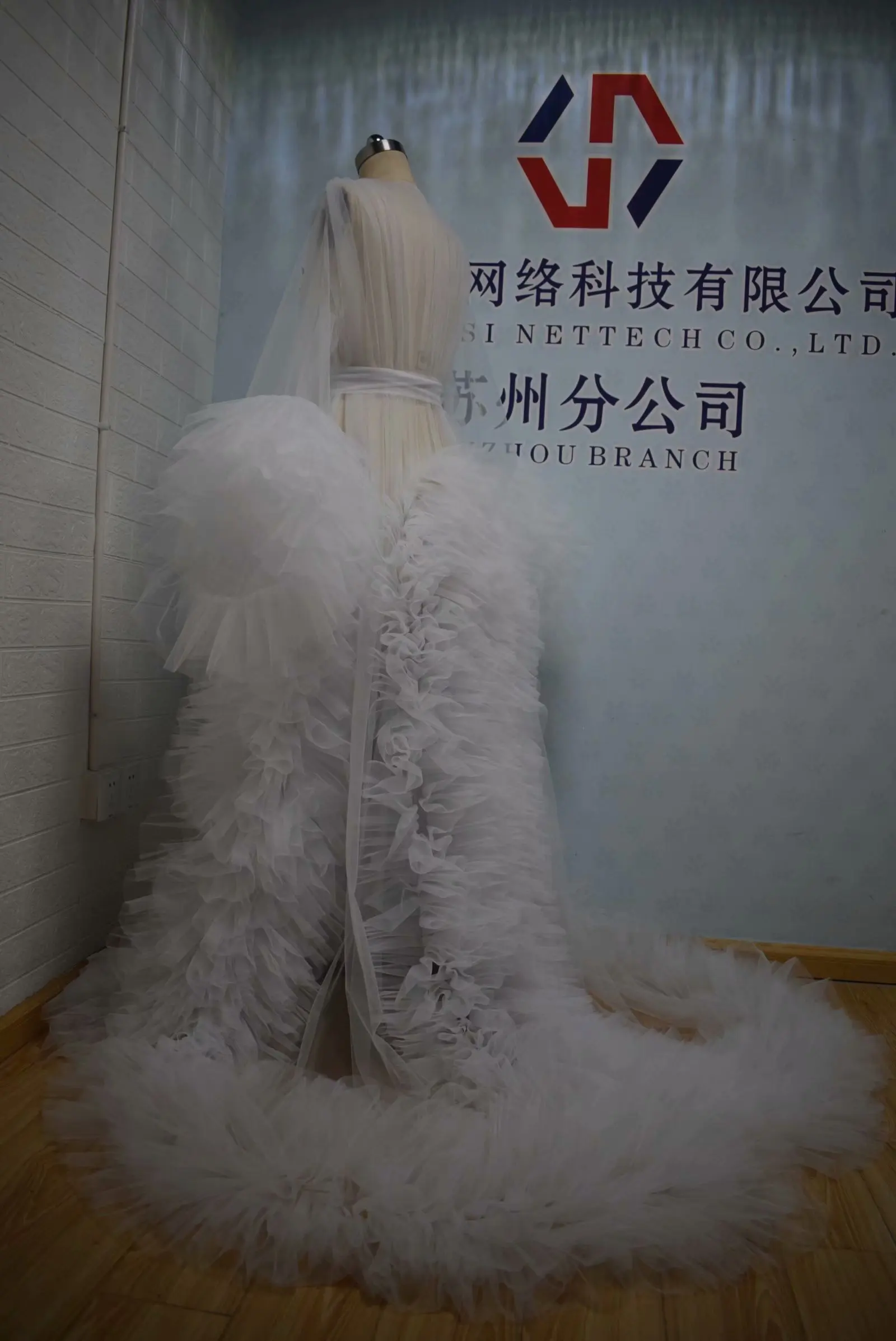 Real Images Maternity Robes Wedding Shawl Pregnant Women Sexy Tulle Bathrobe Dresses Photo Shoot Party Fluffy Baby Shower Gowns