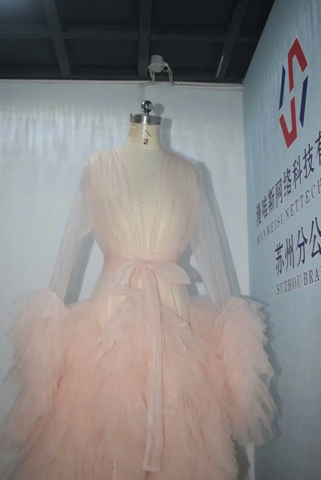 Real Images Maternity Robes Wedding Shawl Pregnant Women Sexy Tulle Bathrobe Dresses Photo Shoot Party Fluffy Baby Shower Gowns