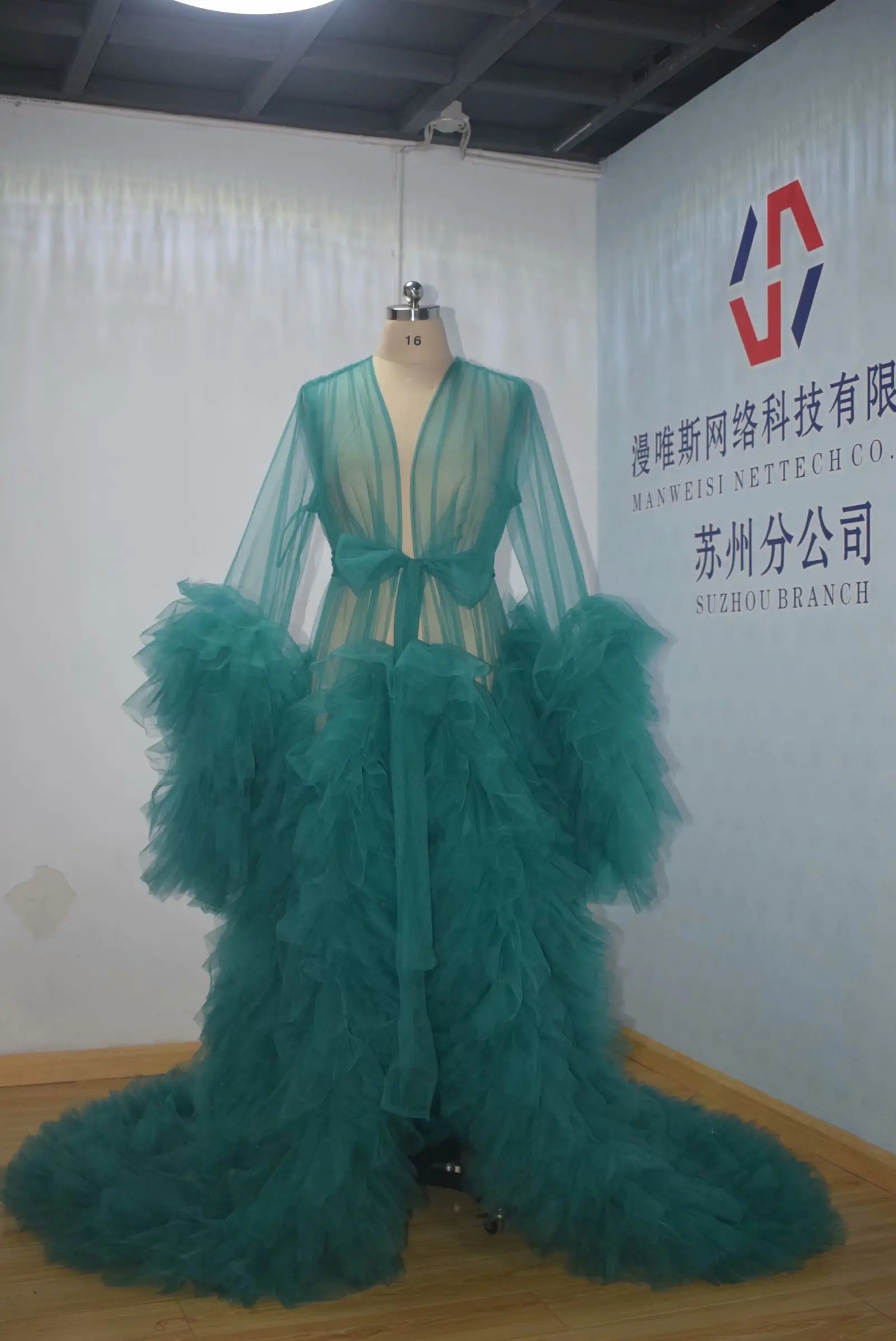 Real Images Maternity Robes Wedding Shawl Pregnant Women Sexy Tulle Bathrobe Dresses Photo Shoot Party Fluffy Baby Shower Gowns