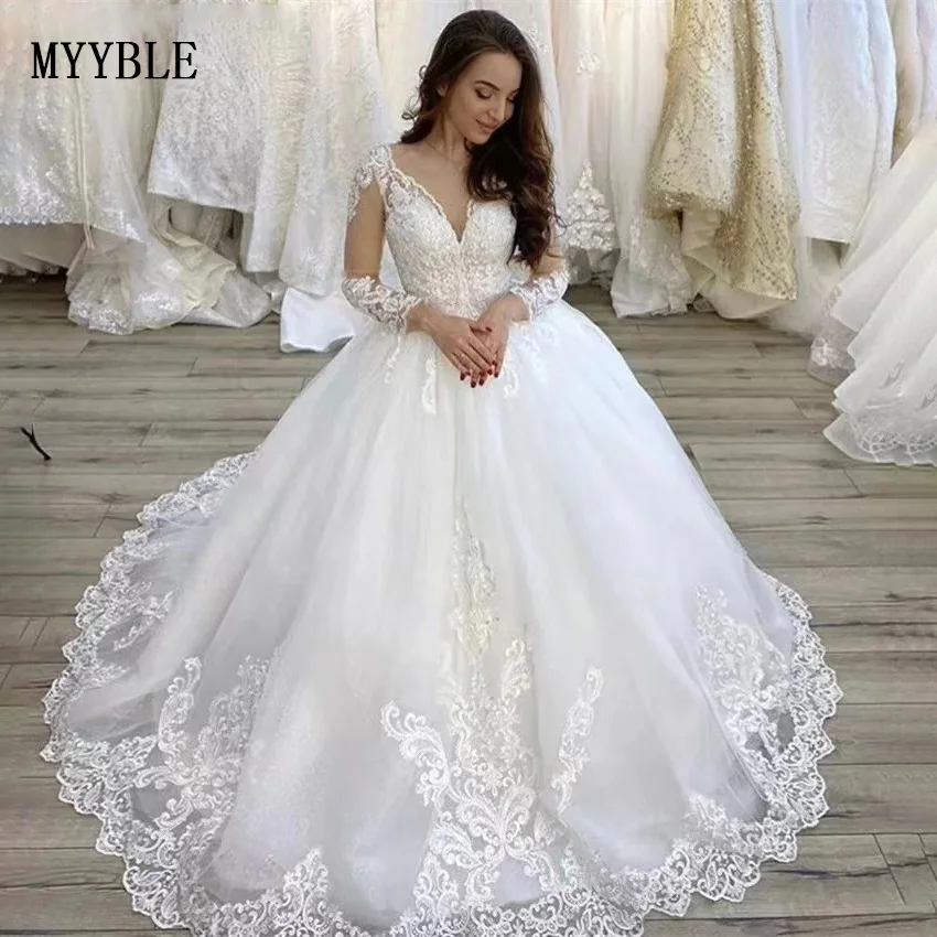 Customized Plus Size Wedding Dresses V Neck Long Sleeves Tulle Lace Applique Wedding Dresses Lace Up Back Vestido De Noiva