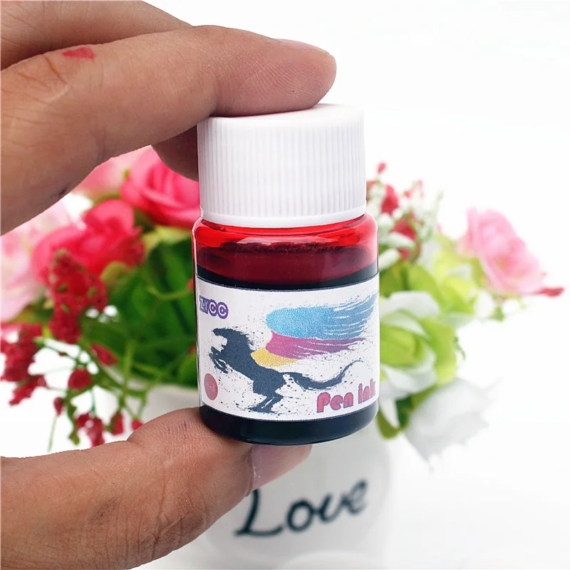 Fountain pen ink The color is bright and fresh Suitable for most water-based ink pens