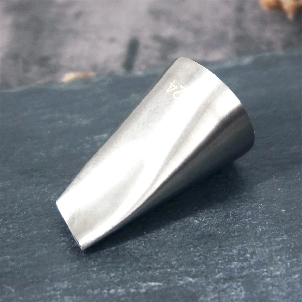 #224 225 Rose Petal Piping Nozzle Korea Bean Paste Flower Petals Cake Decorating Icing Tip Nozzles For Cream Medium Size