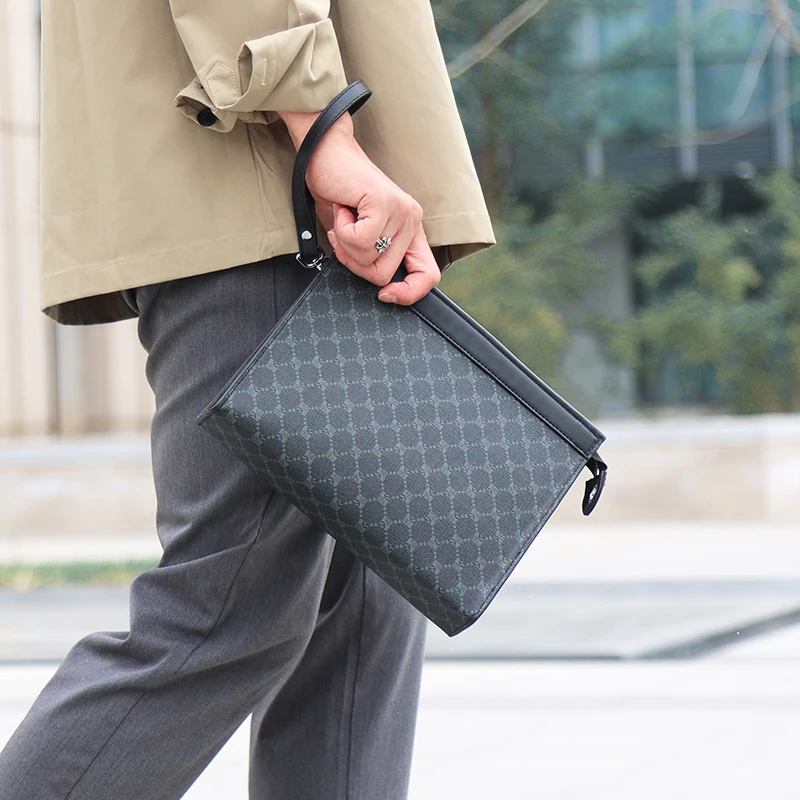 2026 New Men Clutches Bags Wallets Envelope Bag Purse Business Male Phone Clutch Bags Designer Men Bags Wristlets Bags