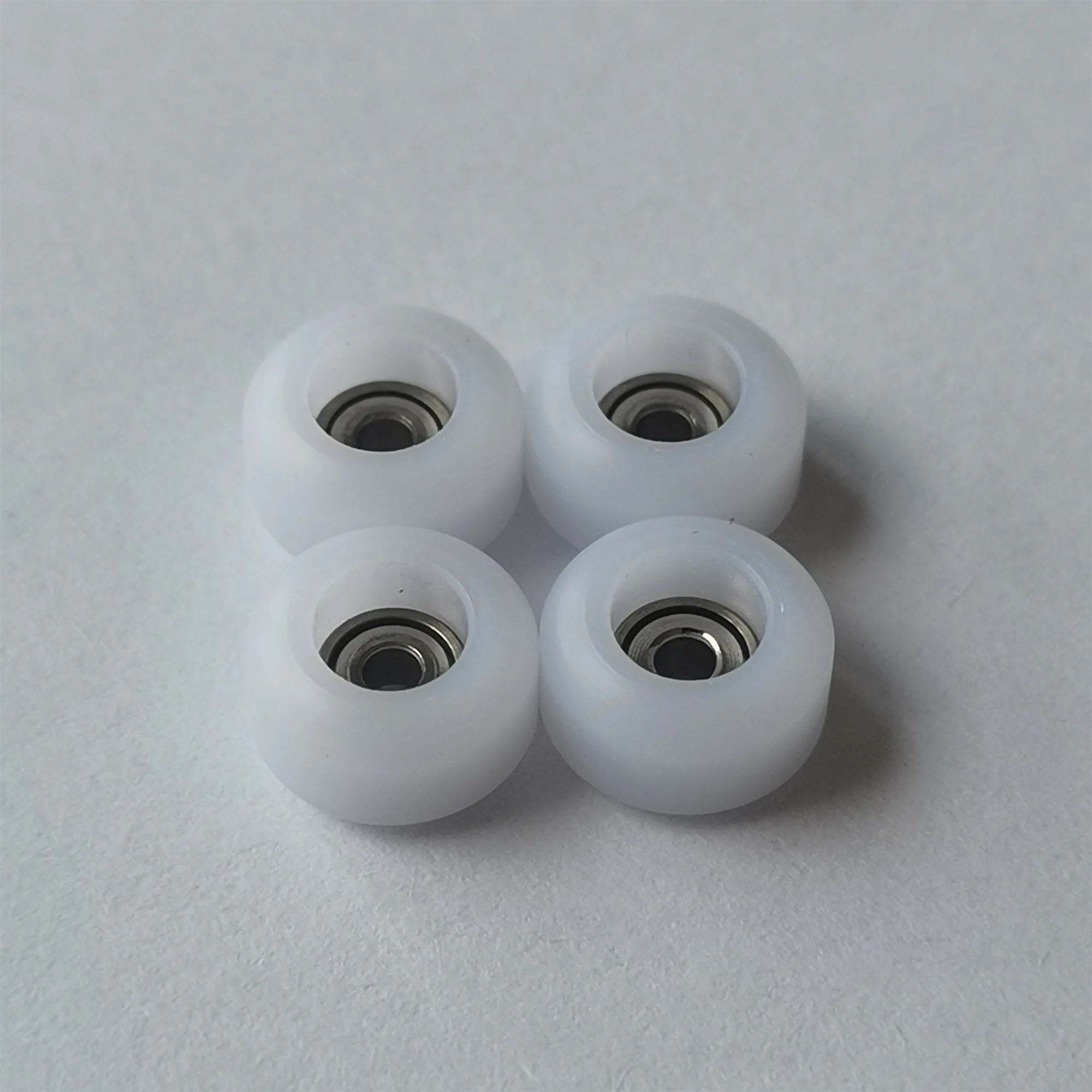 Basic Shape CNC Fingerboard Wheels with High Speed Bearing