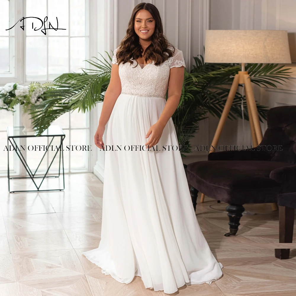Elegant Chiffon Plus Size Wedding Dress Customized V-neck Short Sleeves Beaded Bridal Gown with Lace-up Back Robe de Mariage