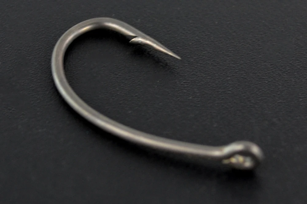 Hirisi 15x Carp Fishing Hooks With Eye Micro Barb High Carbon Steel Fish Hooks PTFE Coated Fishing Accessories X915