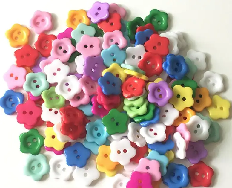 100Pcs Cute Plum Blossom Flower Buttons,Sewing Buttons Craft DIY Children's Handmade Buttons,Children's Sweater Buttons