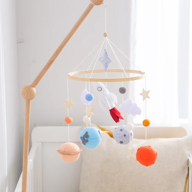 Baby Crib Mobile Wooden Wind Chime Bed Bell,Animal Crib Mobile With Music for Girls and Boys,Comfort Crib Hanging Bracket Toy