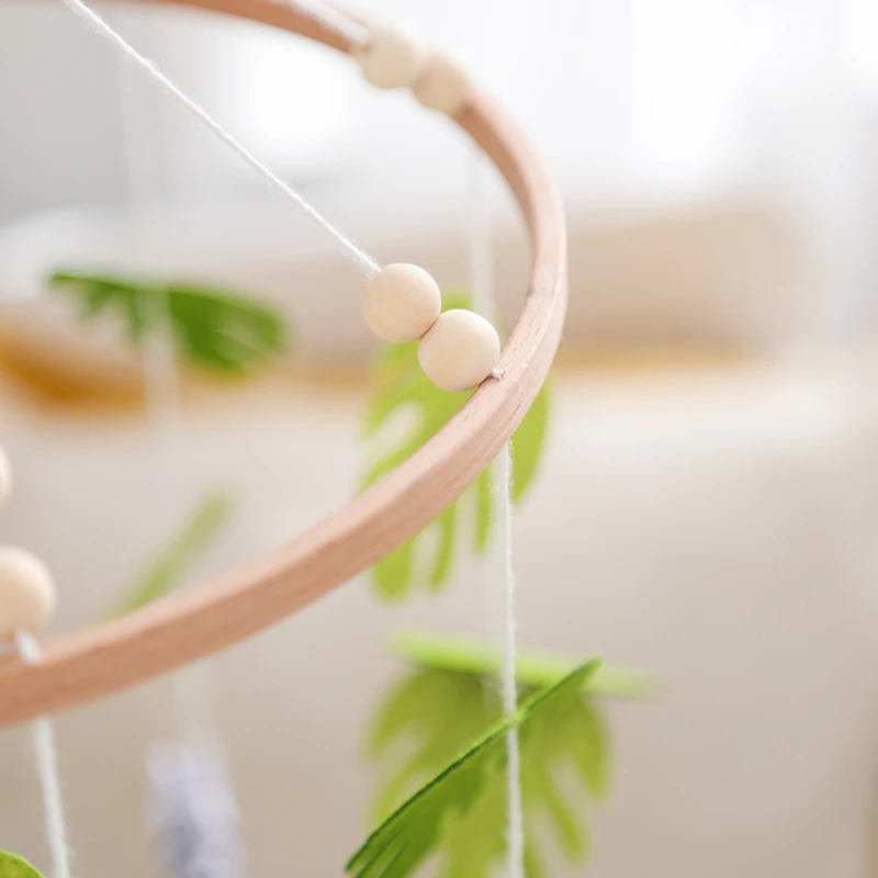 Baby Crib Mobile Wooden Wind Chime Bed Bell,Animal Crib Mobile With Music for Girls and Boys,Comfort Crib Hanging Bracket Toy