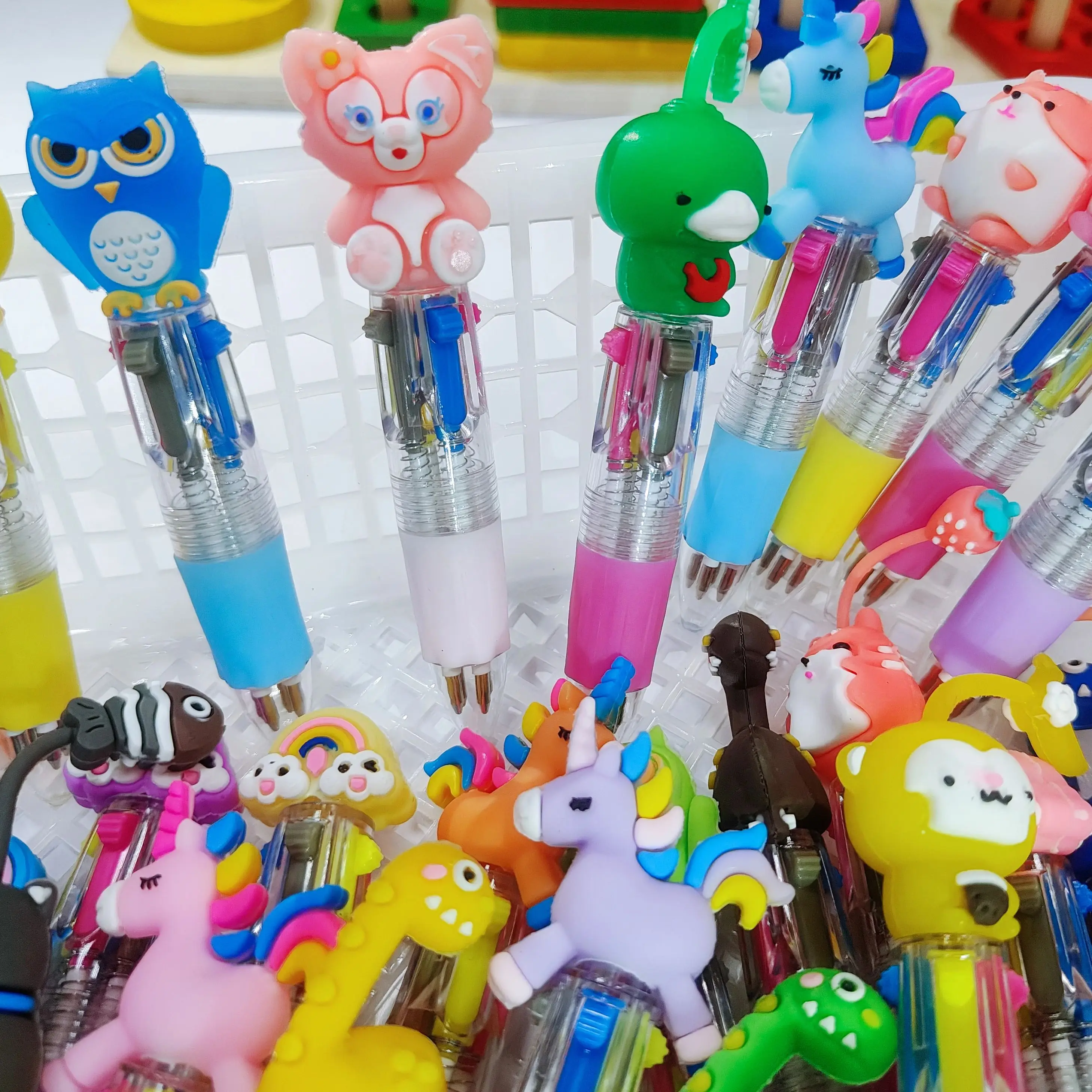 20Pcs/Lot Cute Cartoon 4 Color Mini Ballpoint Pen Kawaii Unicorn Flamingo Retractable Pen Stationery Gift School Office Supplies