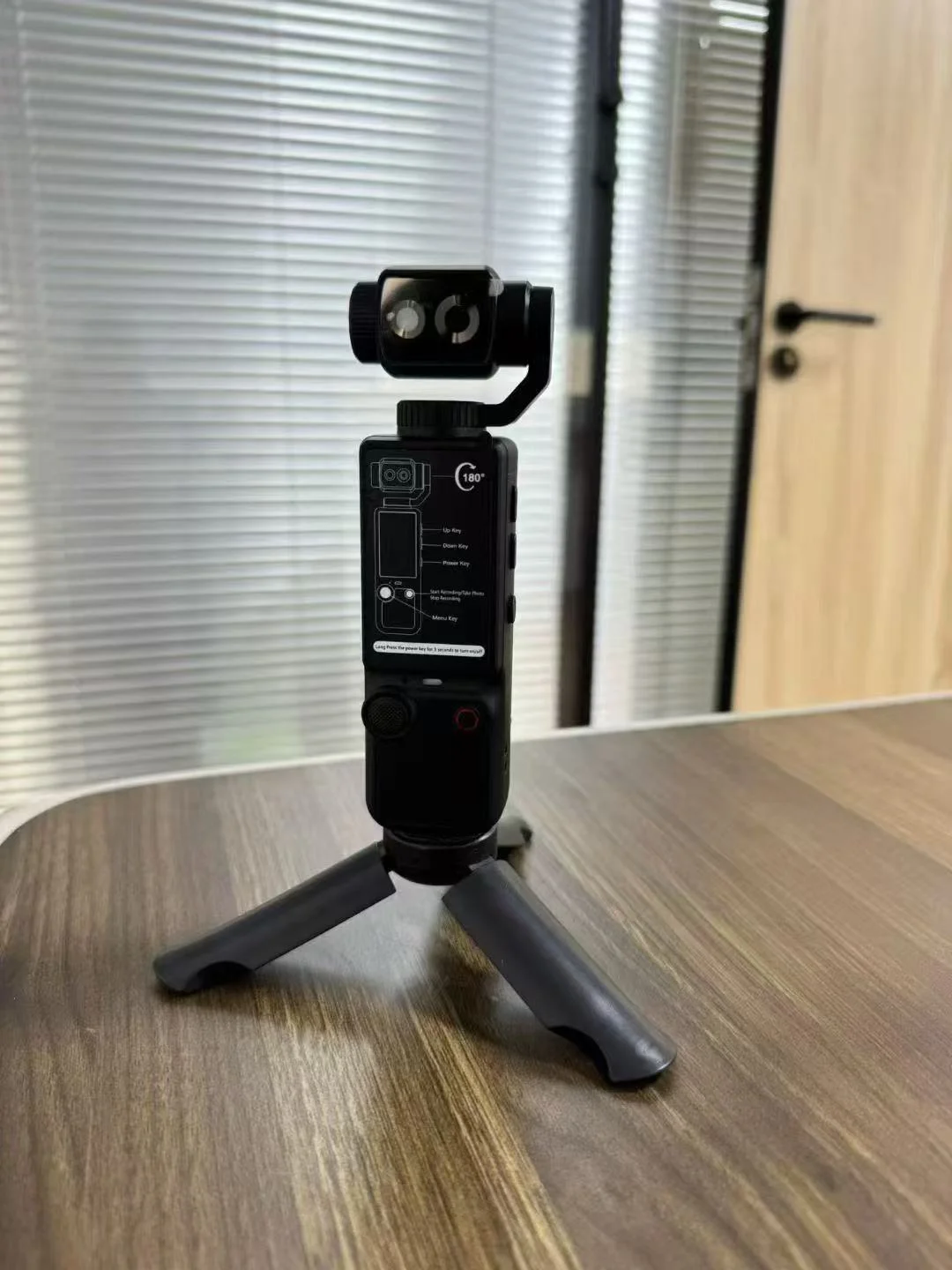 Lenovo 4K HD HandHold Wearable Camera Mini Travel Outdoor Portable Recorder Pocket Cam For Motorcycle and Vlogging  2026 New