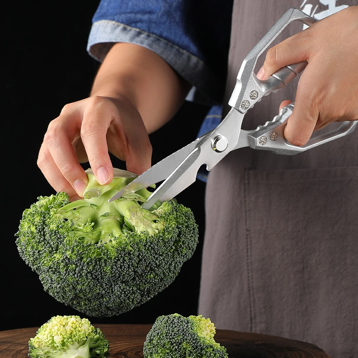 Stainless Steel Kitchen Shears for Meat Fish and Poultry Commercial Kitchen Equipment Lightweight yet Durable Construction
