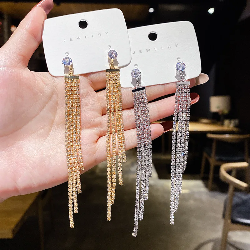 New Fashion Trend Unique Design Elegant Exquisite Light Luxury Zircon Butterfly Earrings Female Jewelry Party Gift Wholesale