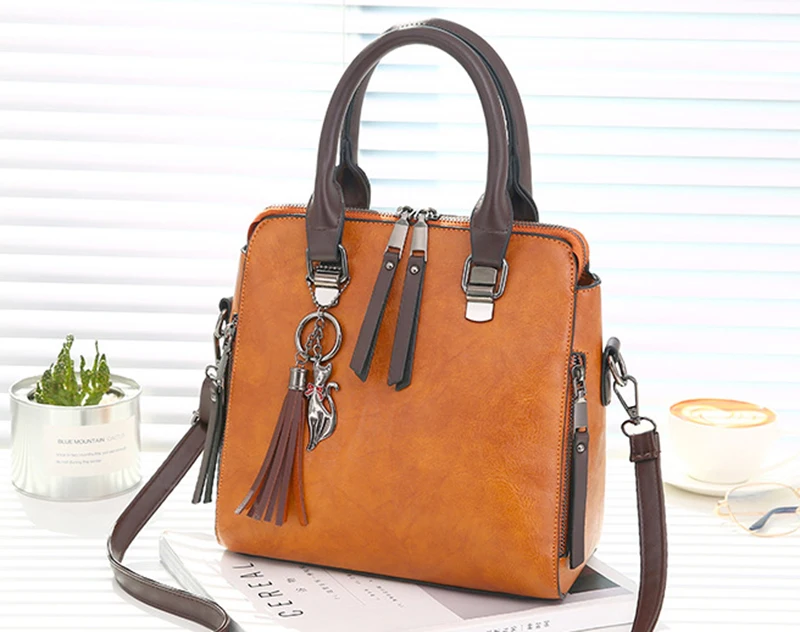 Vintage PU Leather Ladies HandBags Women Messenger Bags TotesTassel Designer Crossbody Shoulder Bag Boston Hand Bags Hot Sale